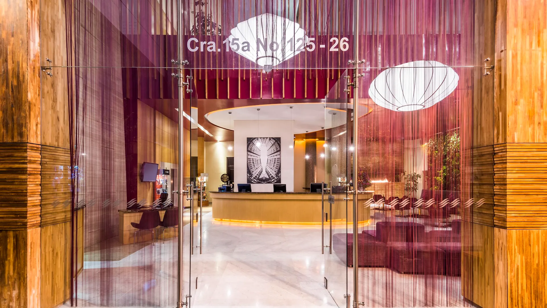 Sonesta Hotel Bogotá 5*,